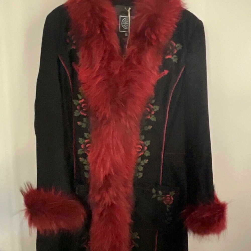 Double D Ranch WRONG SIDE OF MEMPHIS  coat size 2x   2020